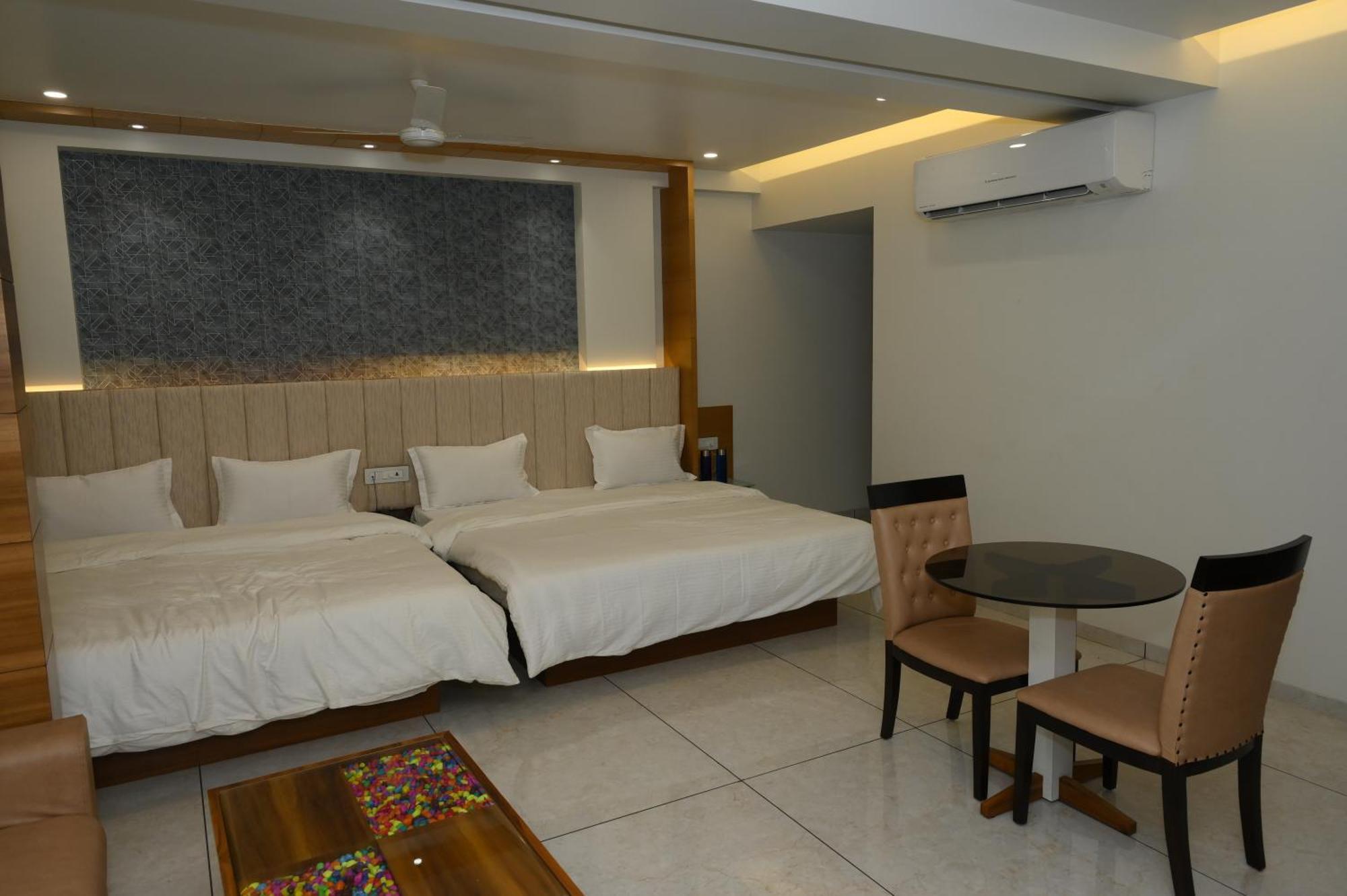 Hotel Parqotel Arnāla Esterno foto